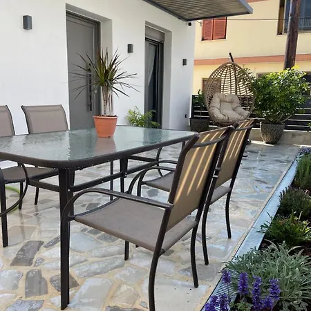 בית נופש Casa De Afrodite ארגוסטולי